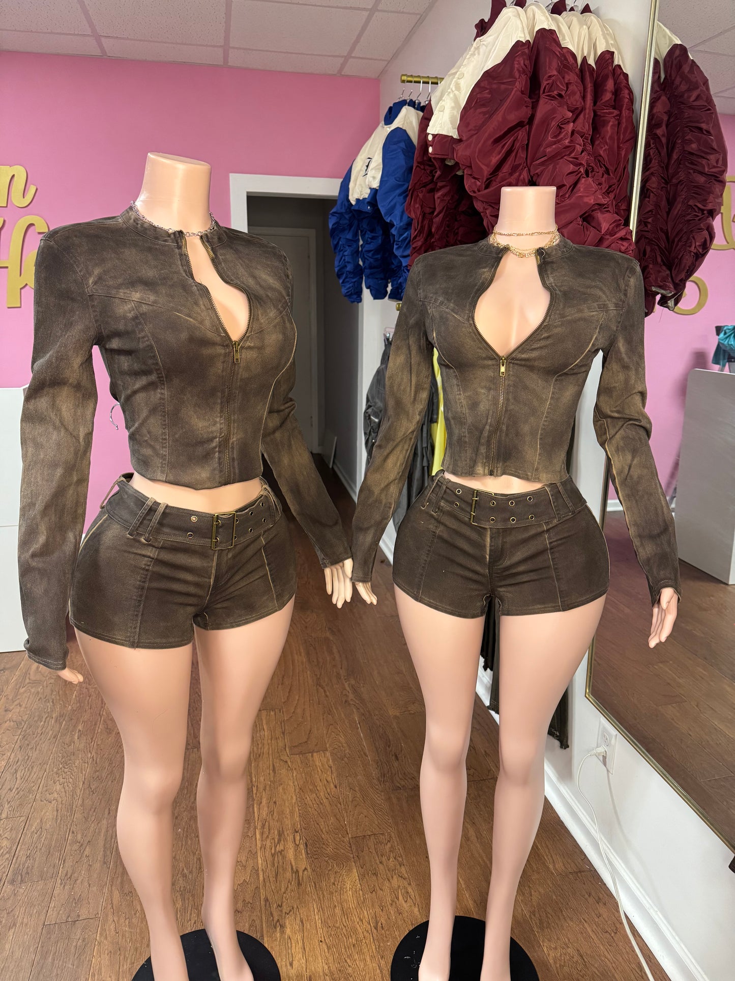 Leverage Two Piece